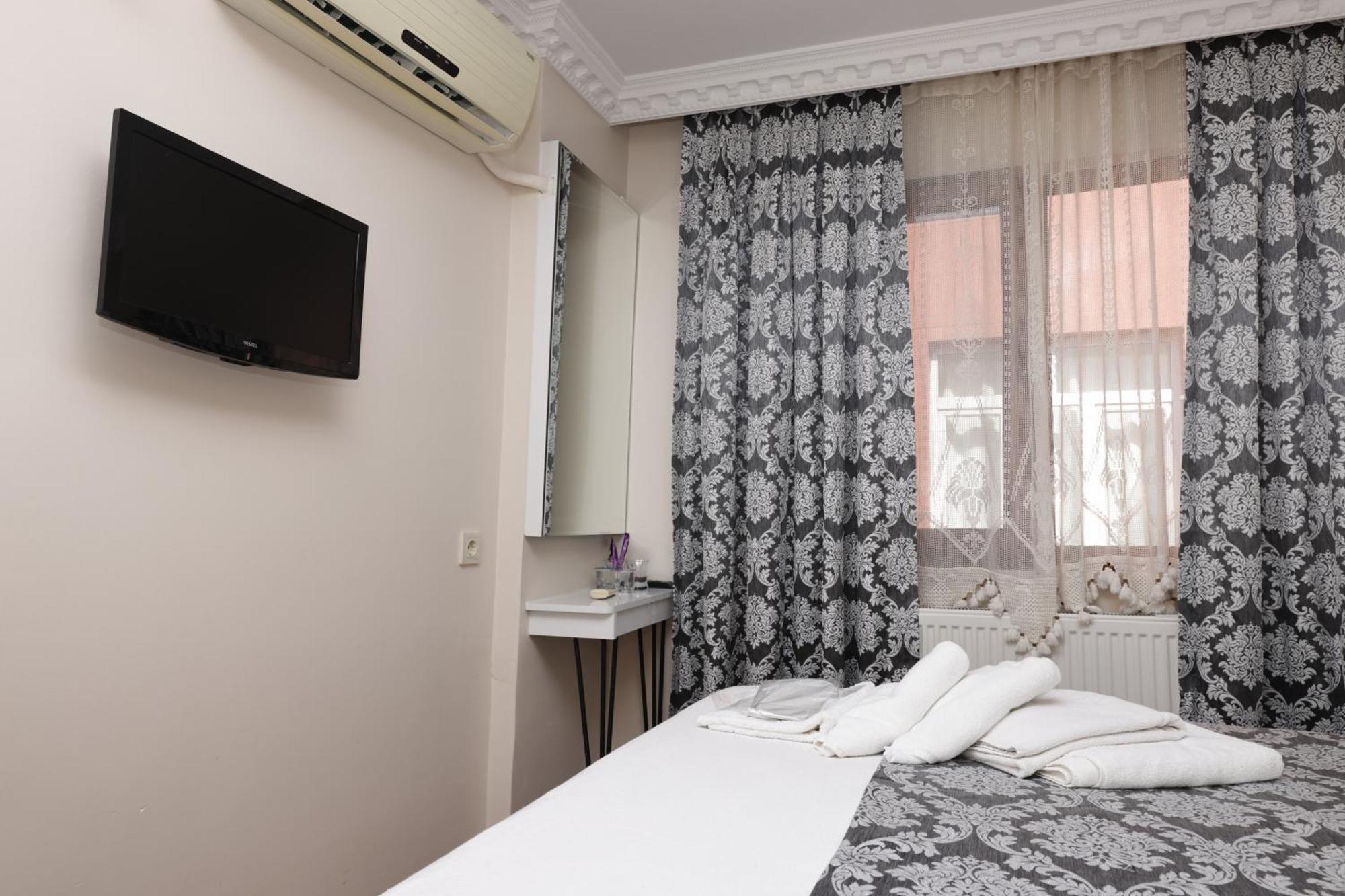 Nar Hotel *